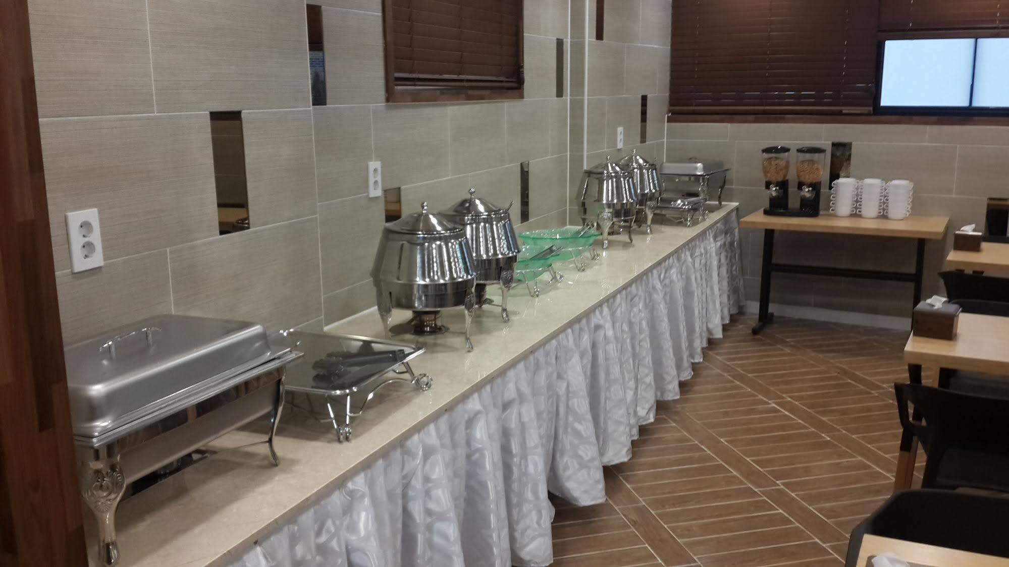 New Suwon Hotel 外观 照片